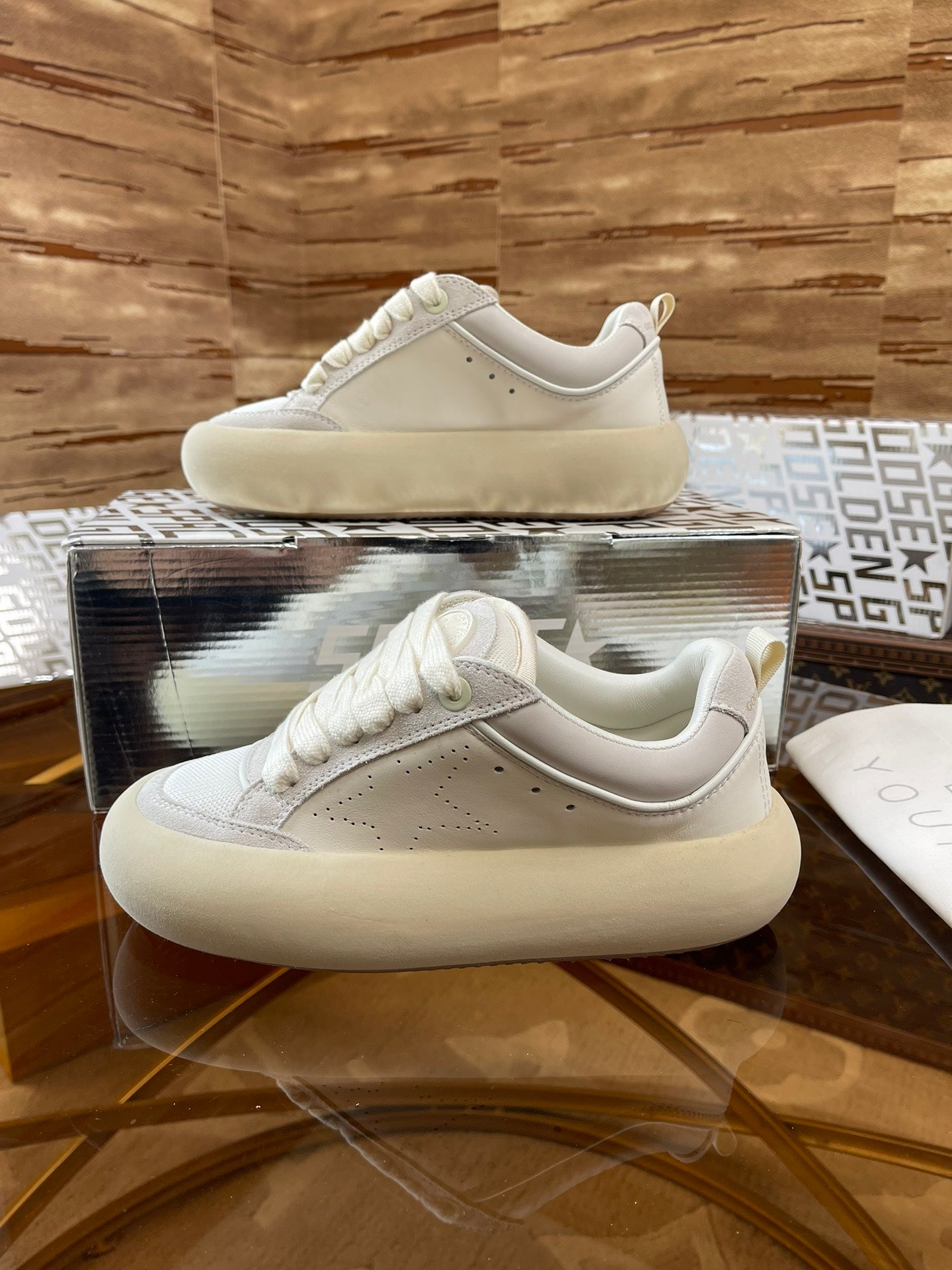 LuxluxHouse Best Quality Shoes Golden Goose