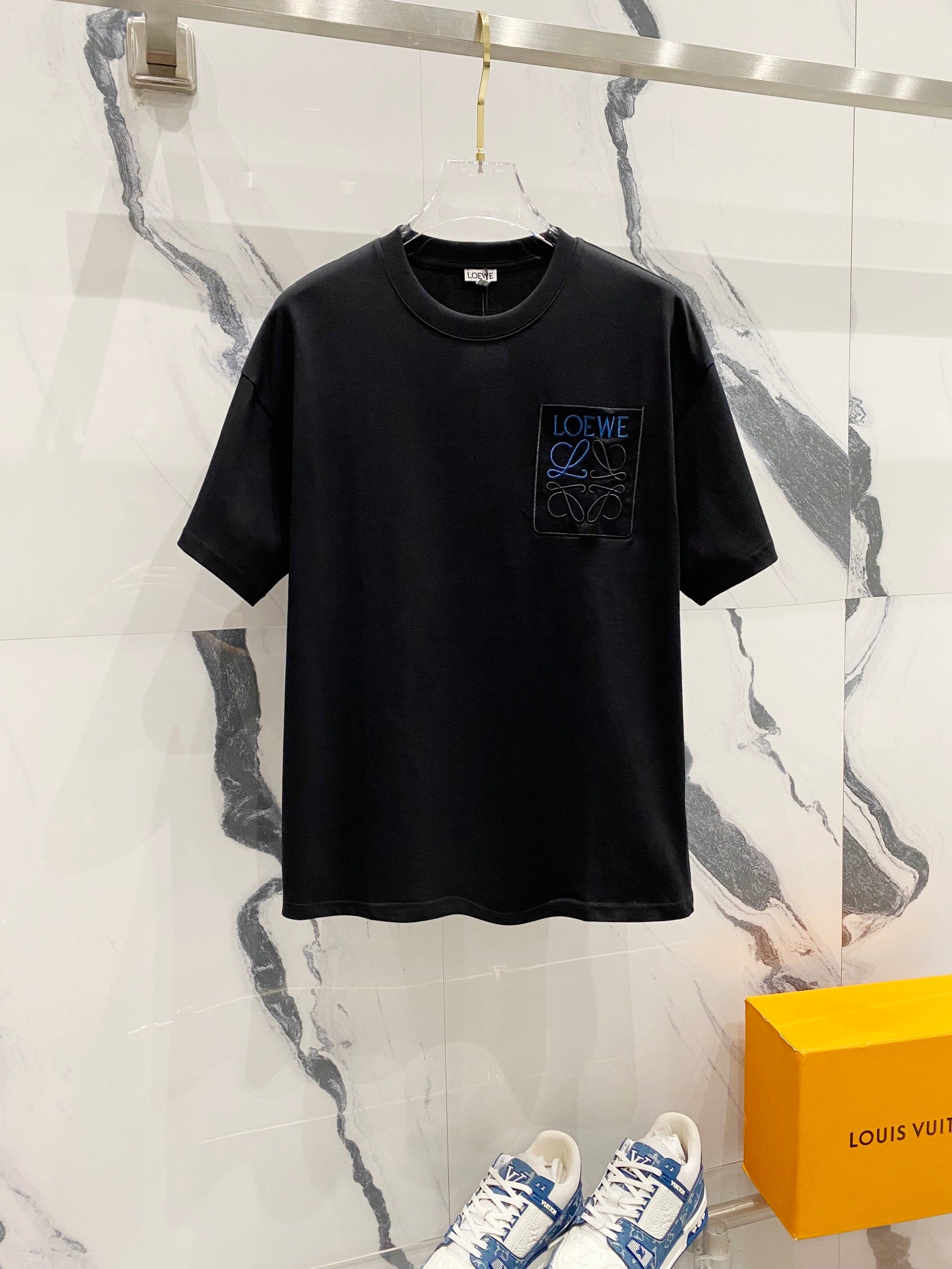 LuxluxHouse Best Quality Clothes T-shirt Loewe