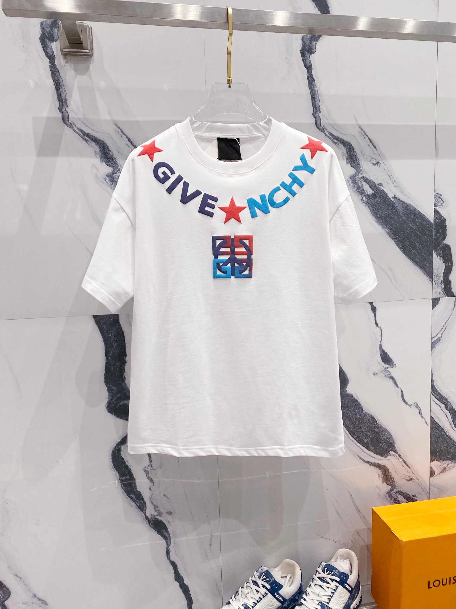 LuxluxHouse Best Quality Clothes Givenchy T-shirt