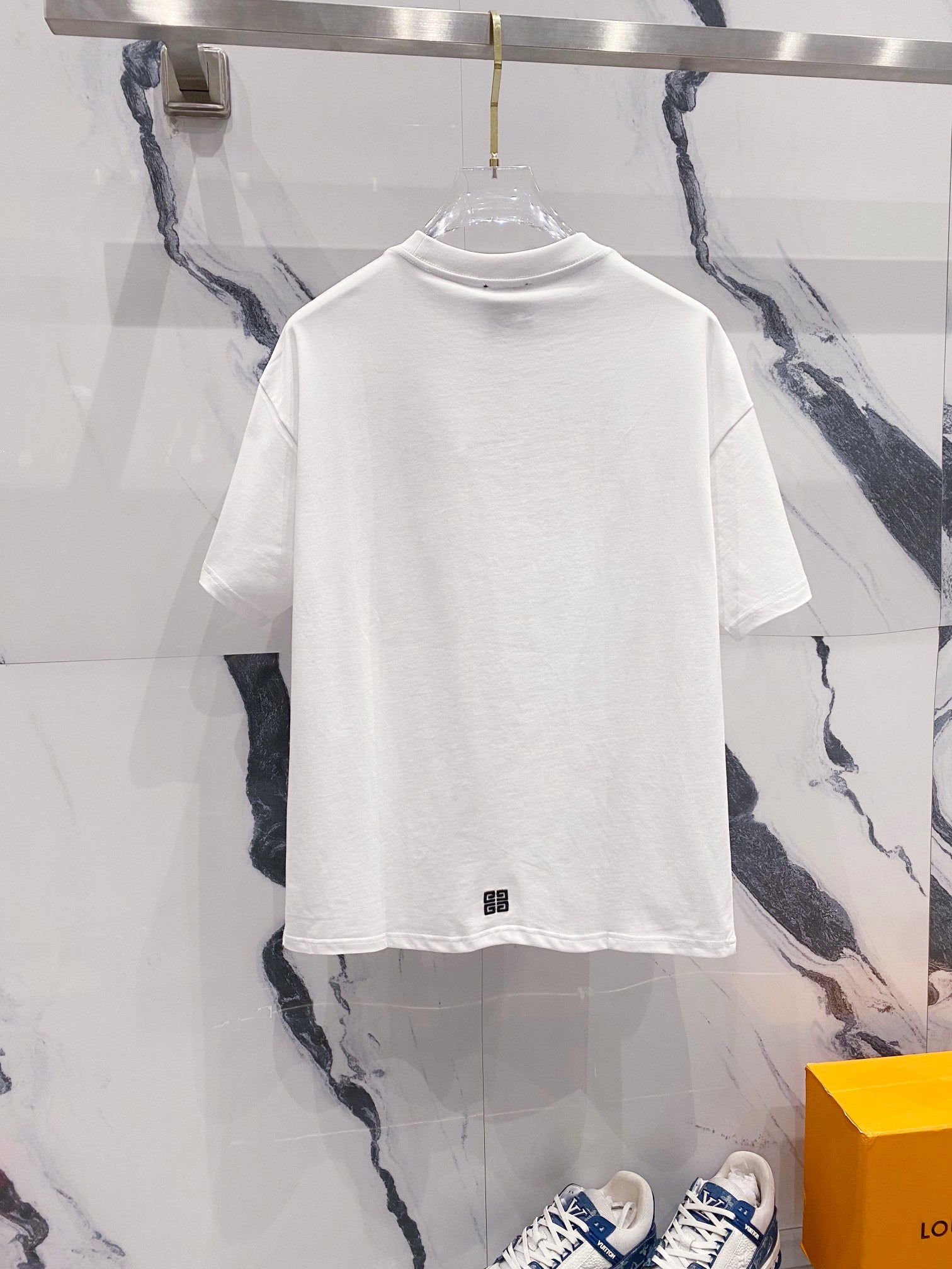 LuxluxHouse Best Quality Clothes Givenchy T-shirt