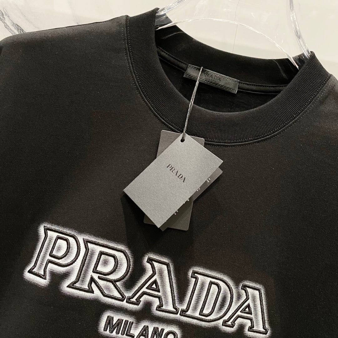 LuxluxHouse Best Quality Clothes T-shirt Prada