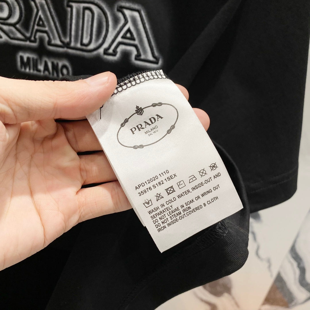 LuxluxHouse Best Quality Clothes T-shirt Prada