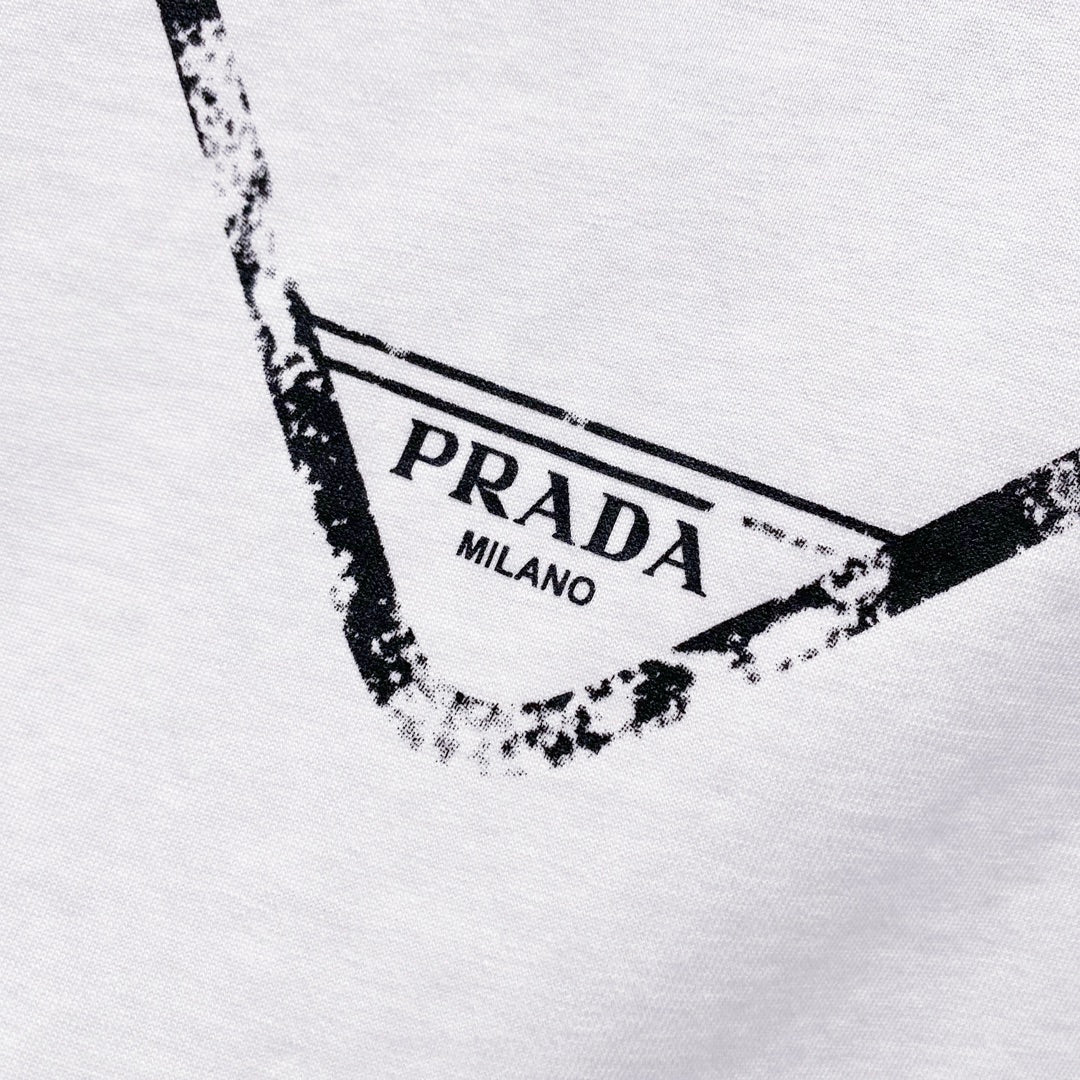 LuxluxHouse Best Quality Clothes T-shirt Prada
