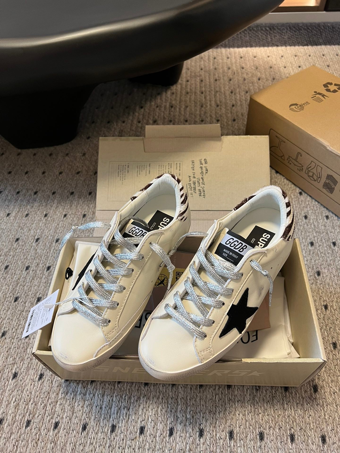 LuxluxHouse Best Quality Shoes Golden Goose
