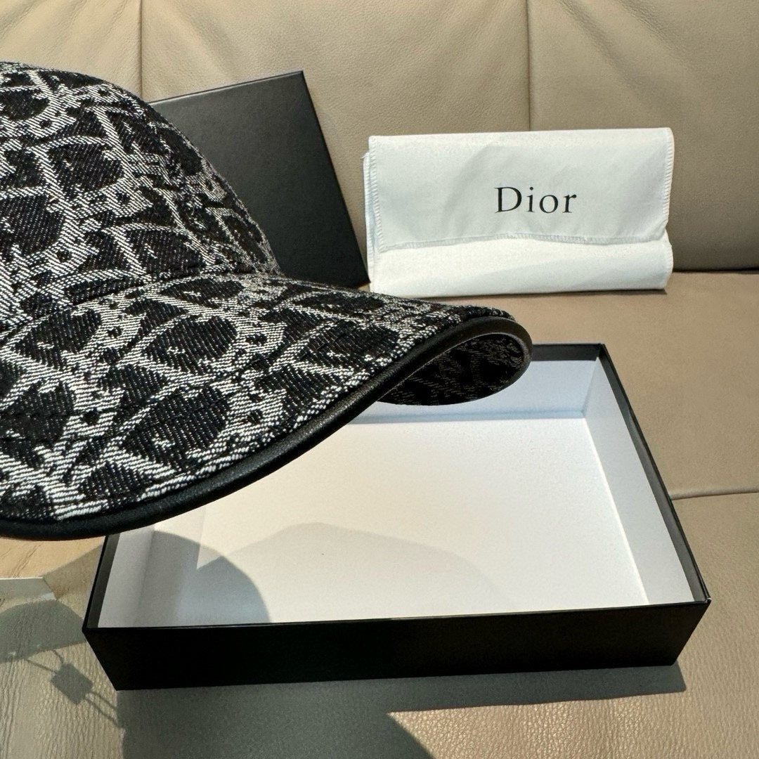 LuxluxHouse Best Quality Caps Dior