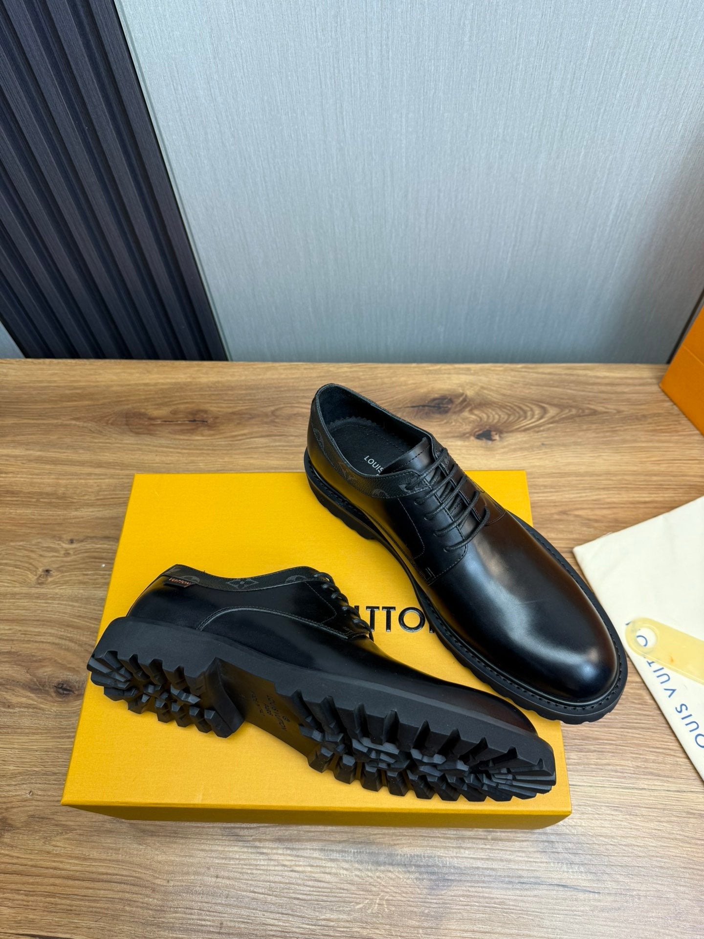 LuxluxHouse Best Quality Louis Vuitton Dress Shoes