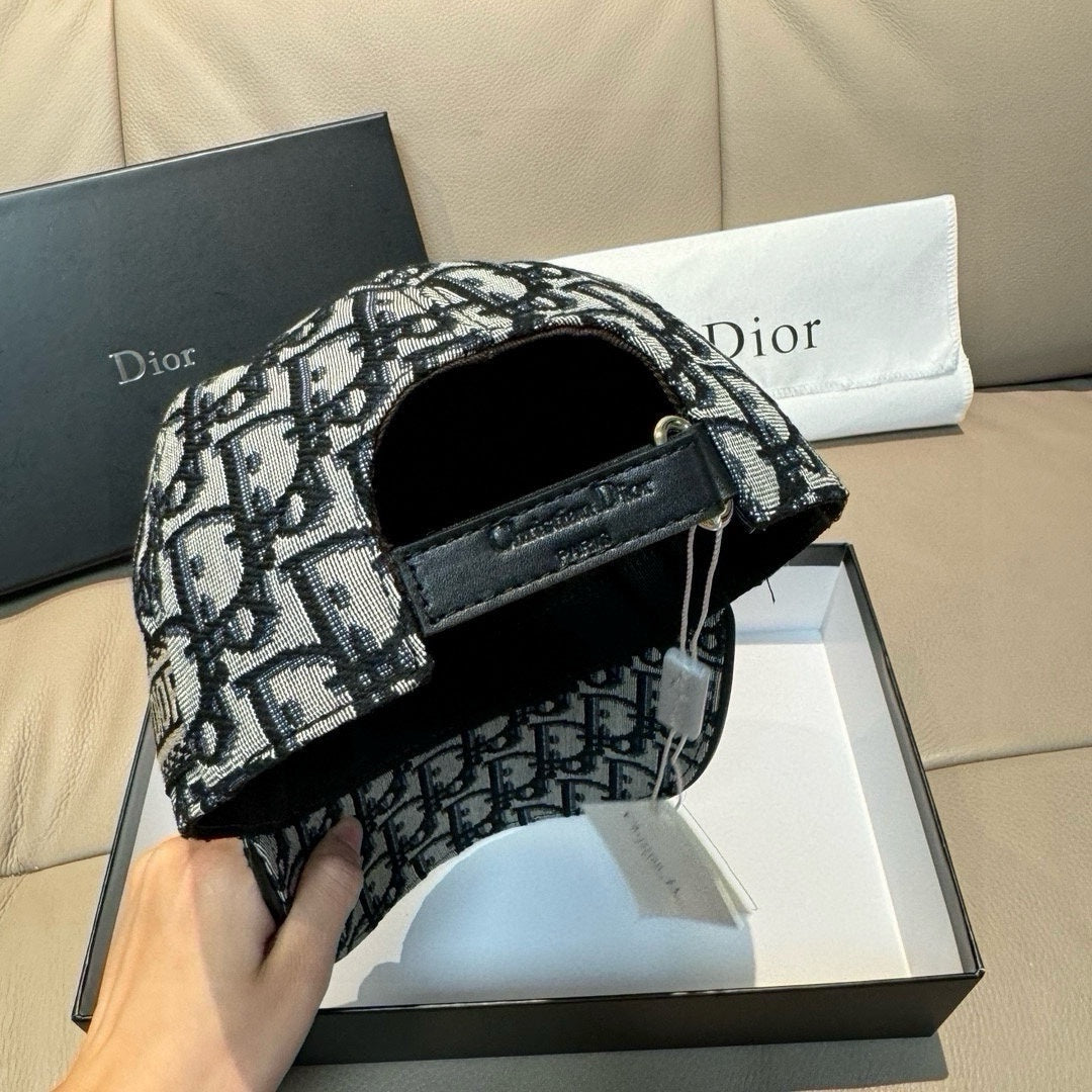LuxluxHouse Best Quality Caps Dior