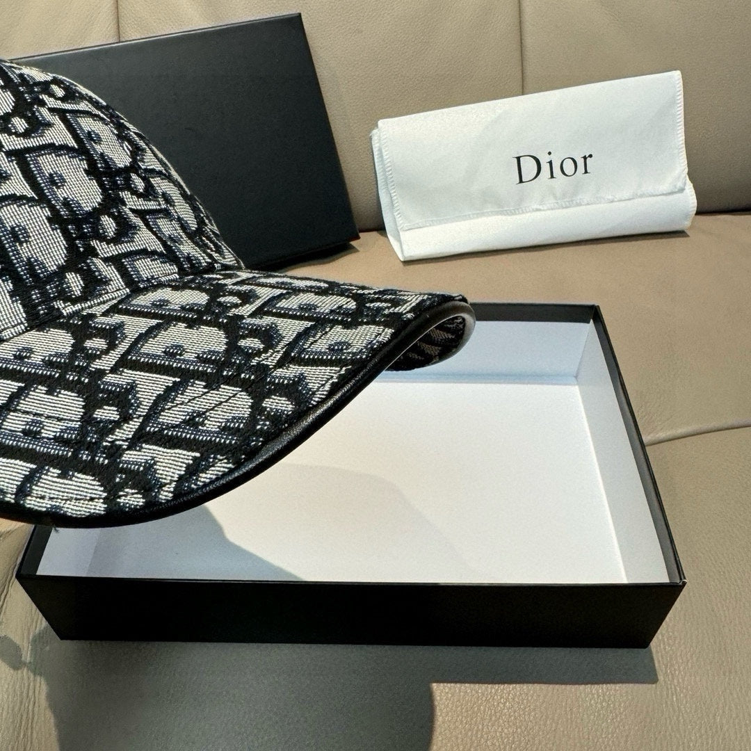 LuxluxHouse Best Quality Caps Dior