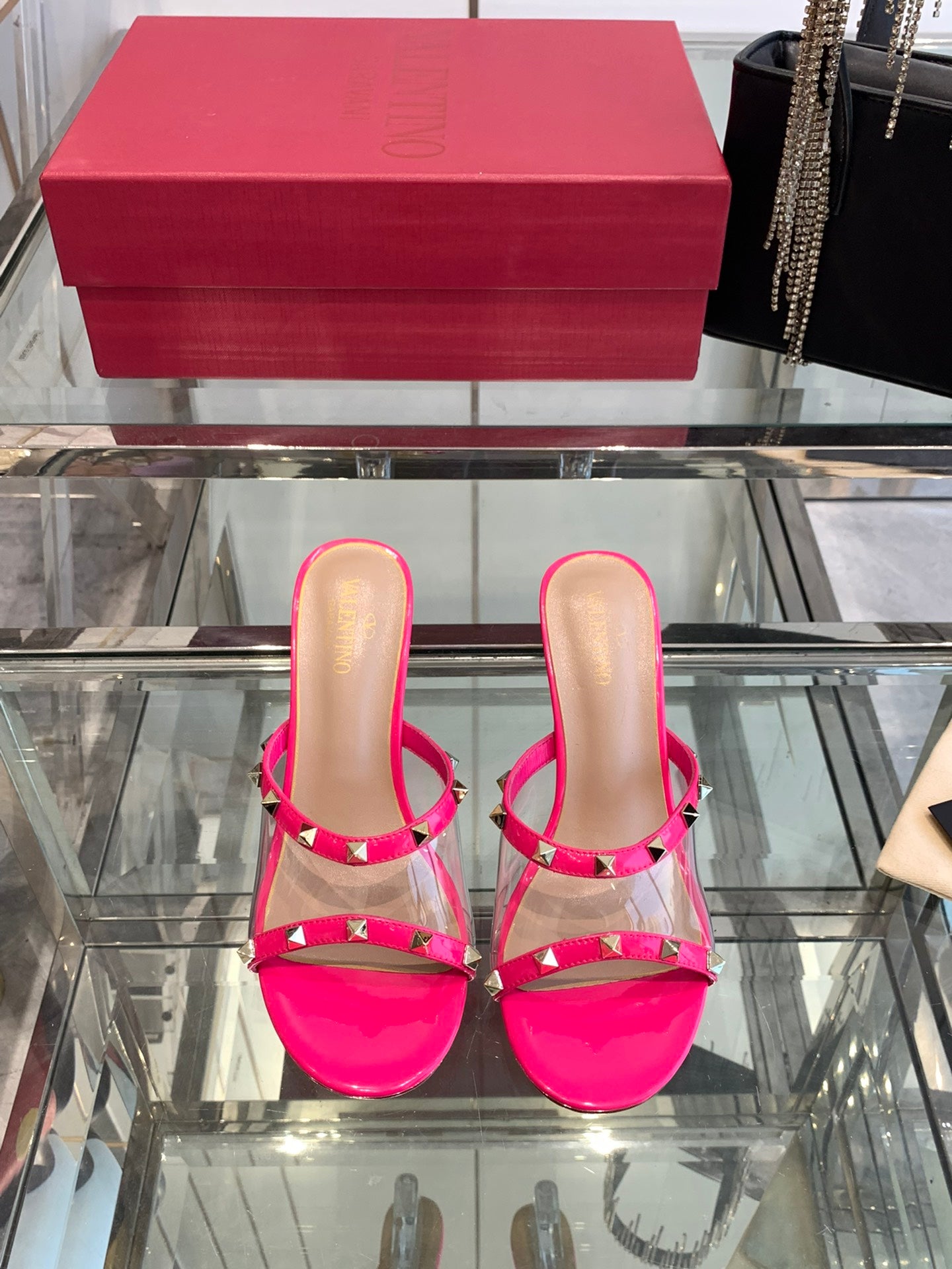 LuxluxHouse Best Quality Valentino Women Shoes