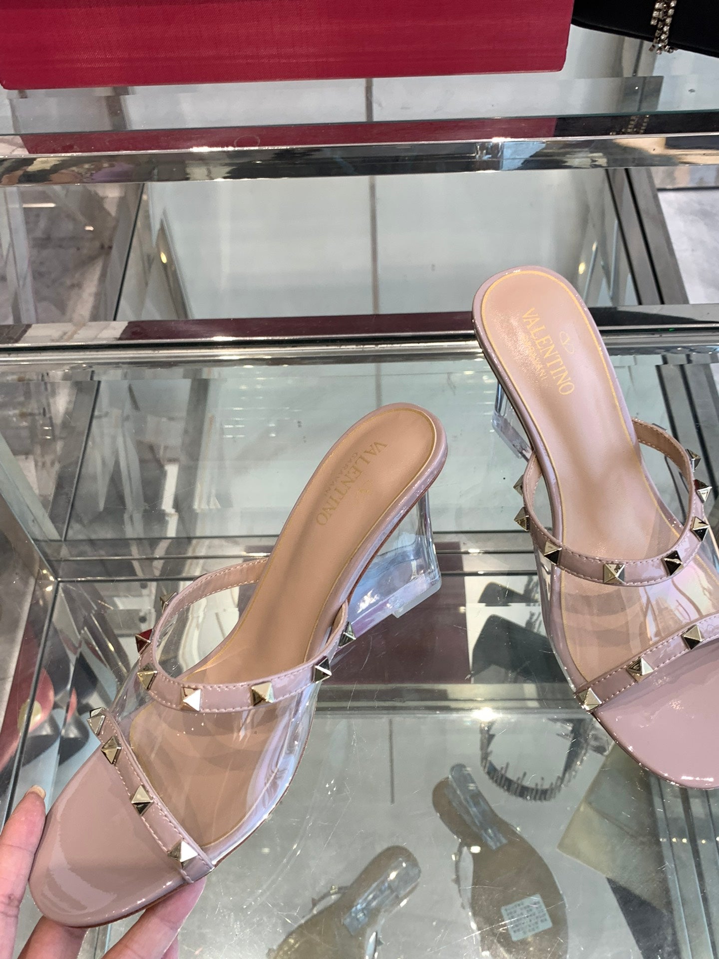 LuxluxHouse Best Quality Valentino Women Shoes