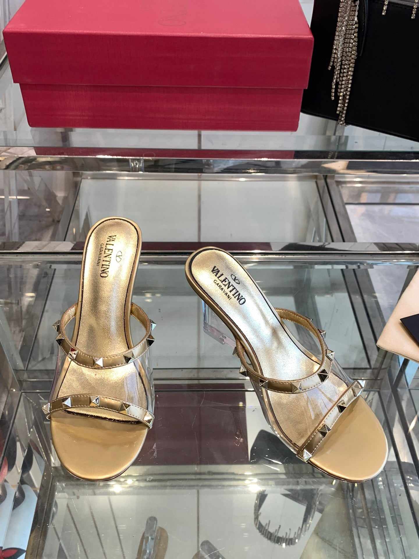 LuxluxHouse Best Quality Valentino Women Shoes