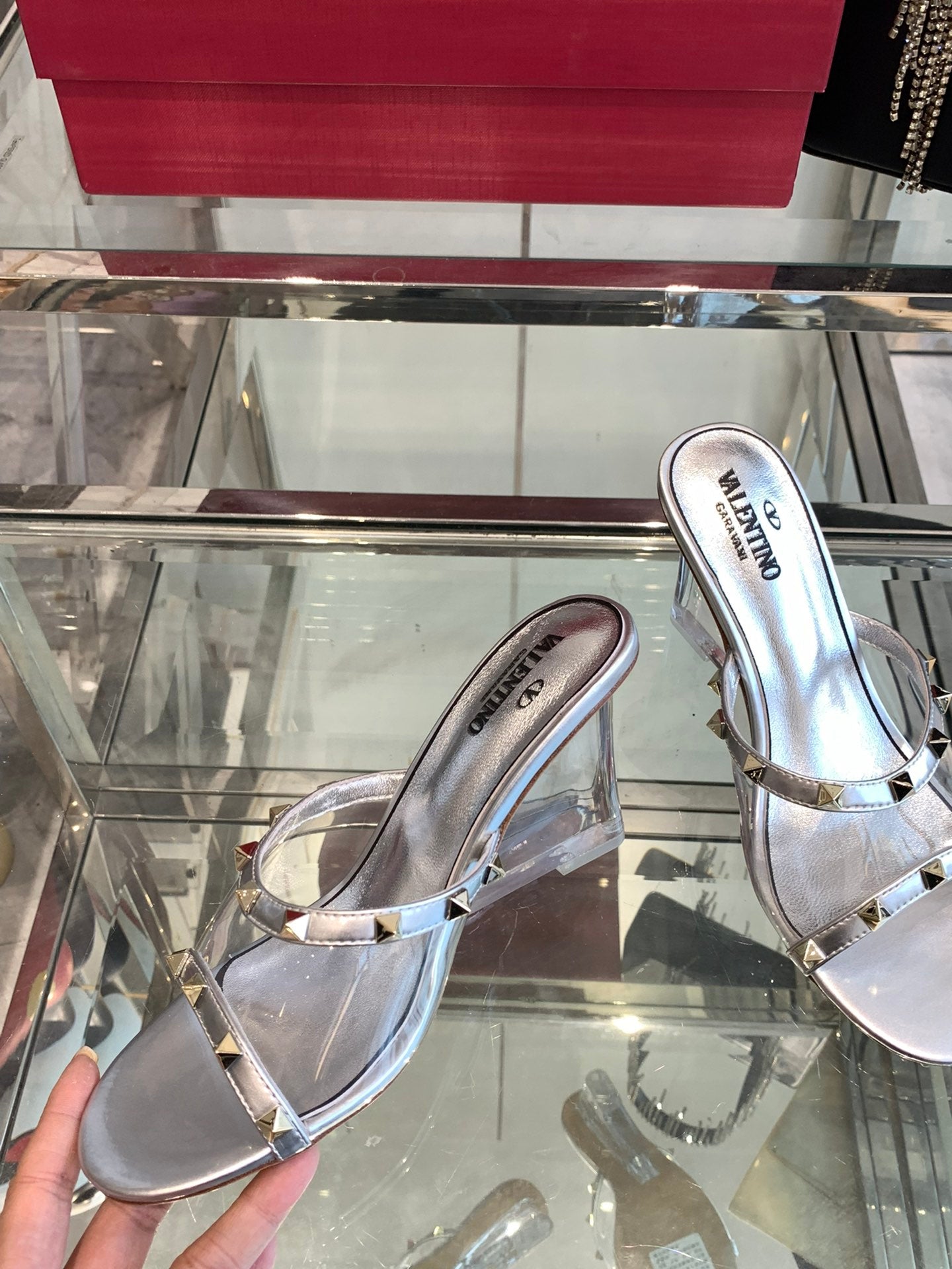 LuxluxHouse Best Quality Valentino Women Shoes