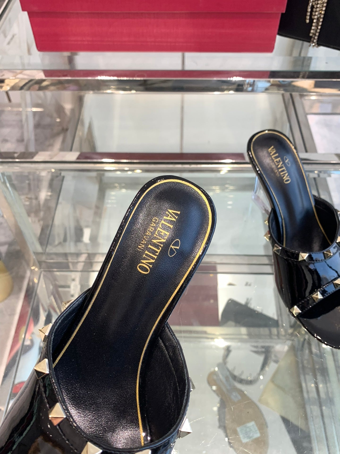 LuxluxHouse Best Quality Valentino Women Shoes