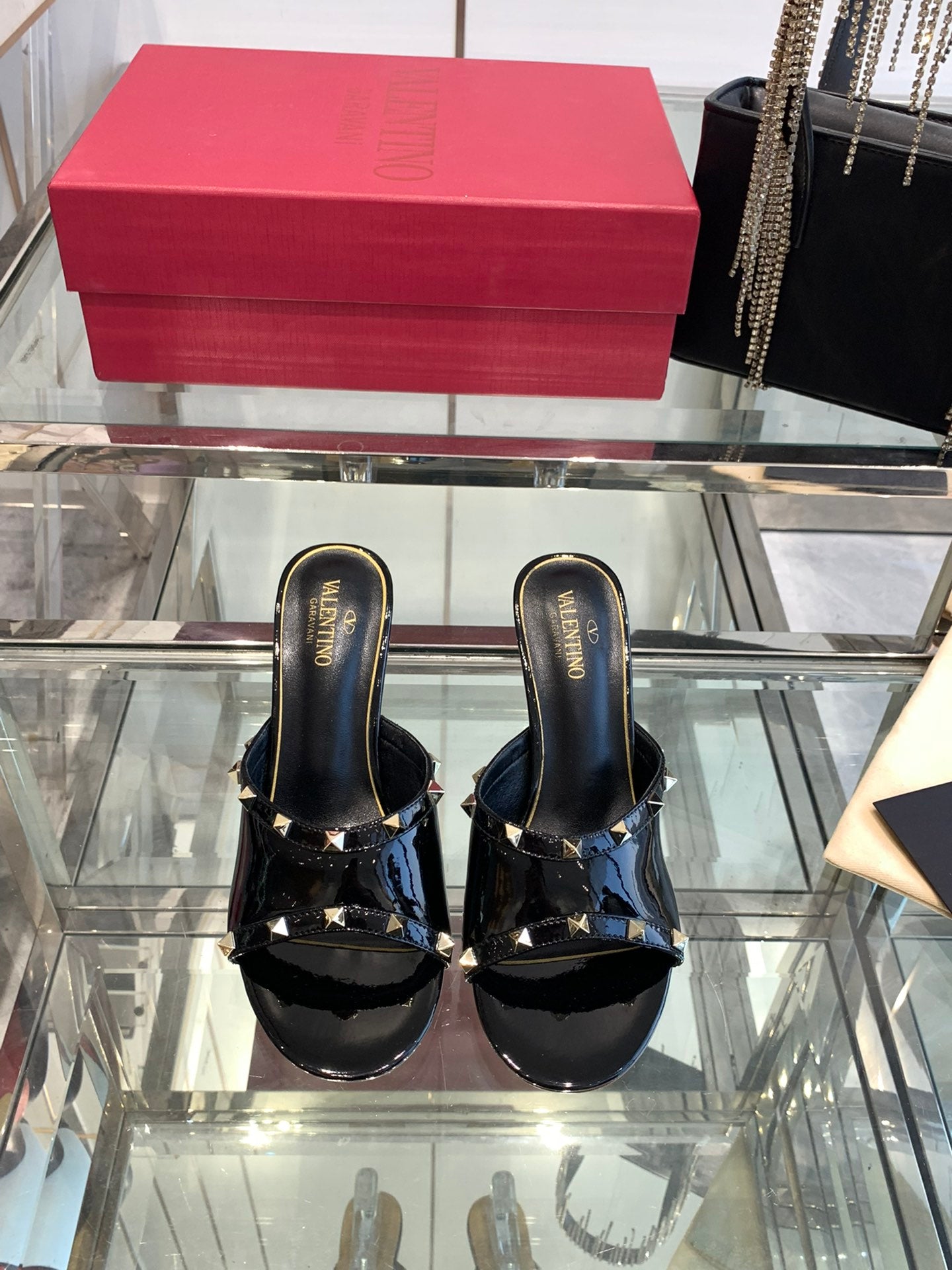 LuxluxHouse Best Quality Valentino Women Shoes