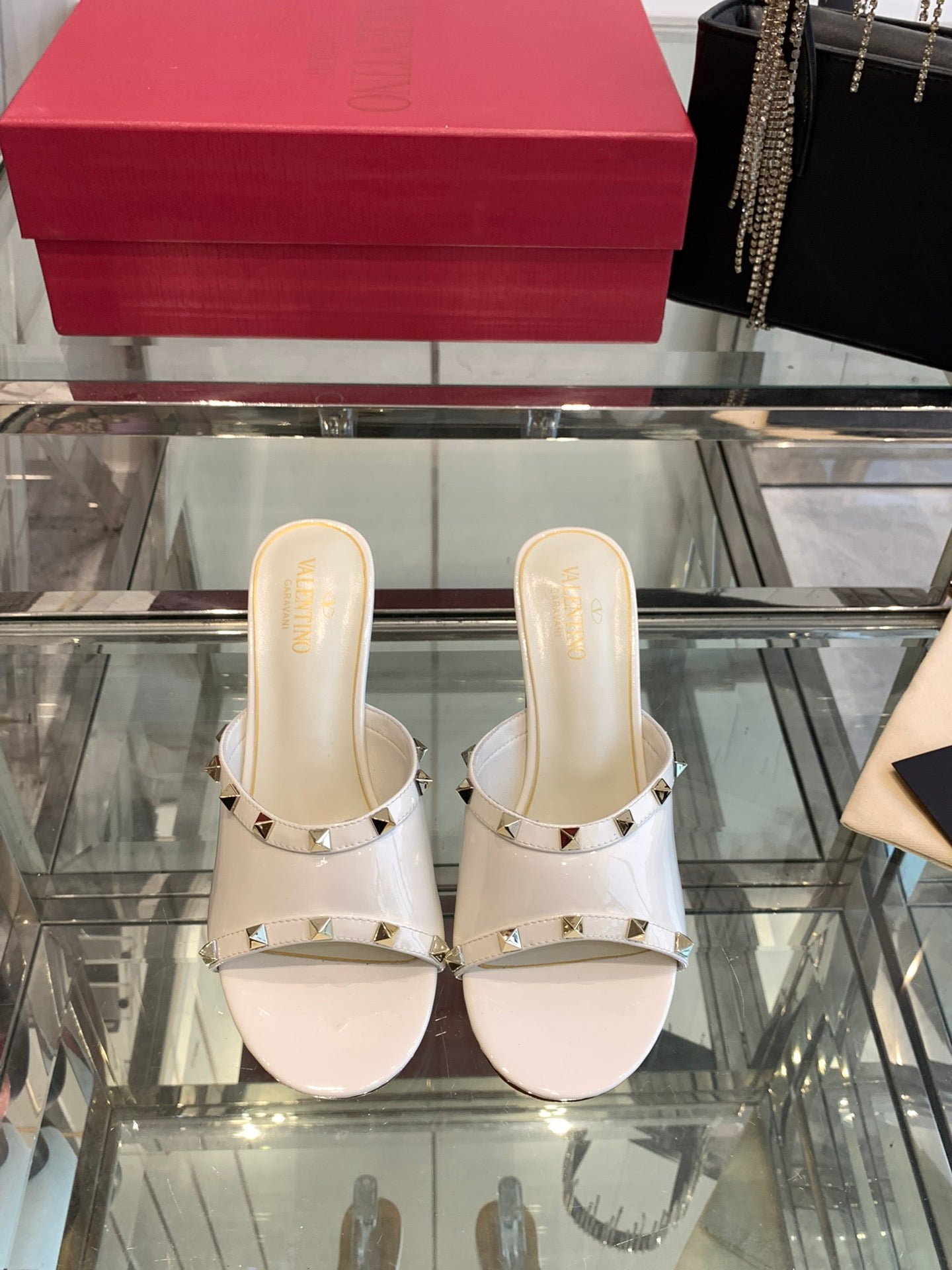 LuxluxHouse Best Quality Valentino Women Shoes