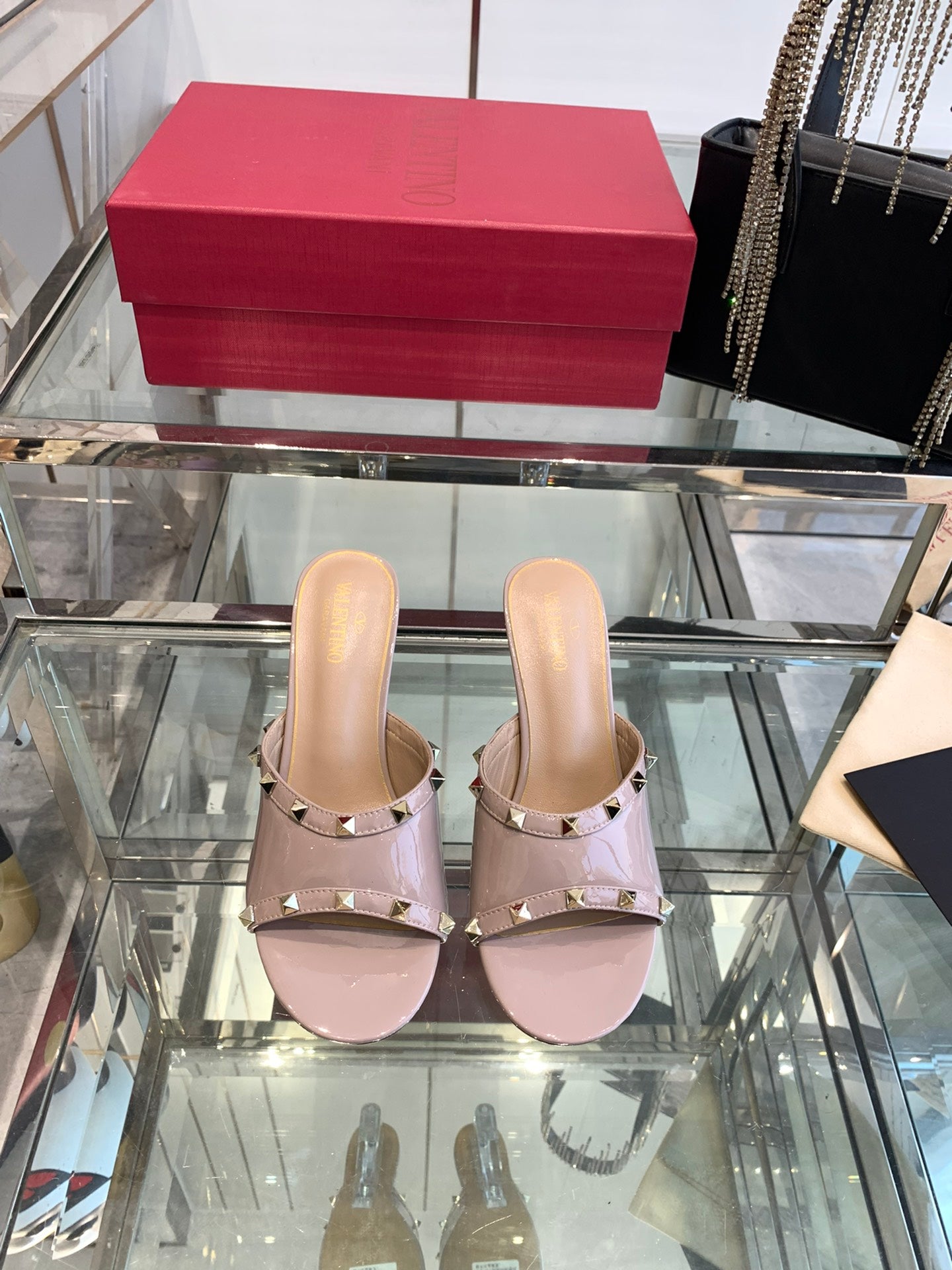 LuxluxHouse Best Quality Valentino Women Shoes