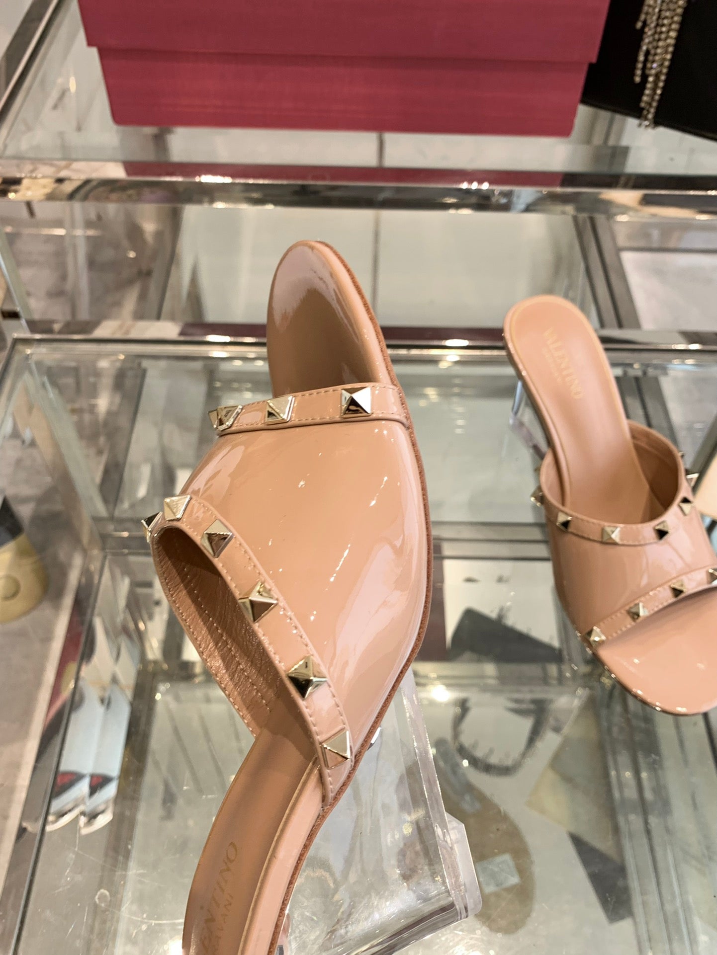 LuxluxHouse Best Quality Valentino Women Shoes
