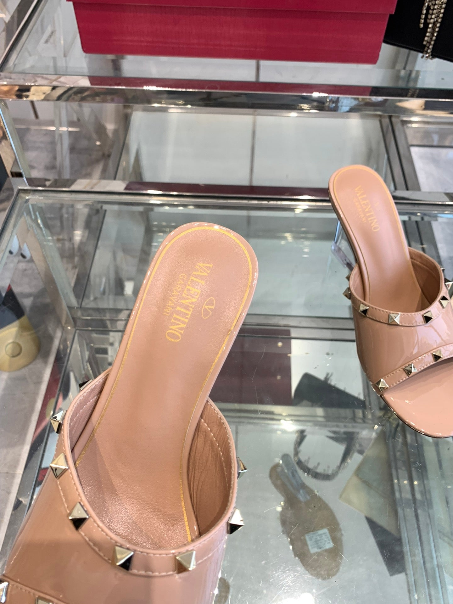 LuxluxHouse Best Quality Valentino Women Shoes