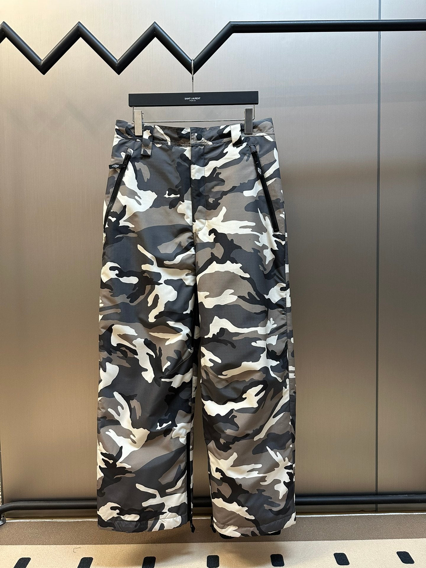LuxluxHouse Best Quality Clothes Balenciaga Pants