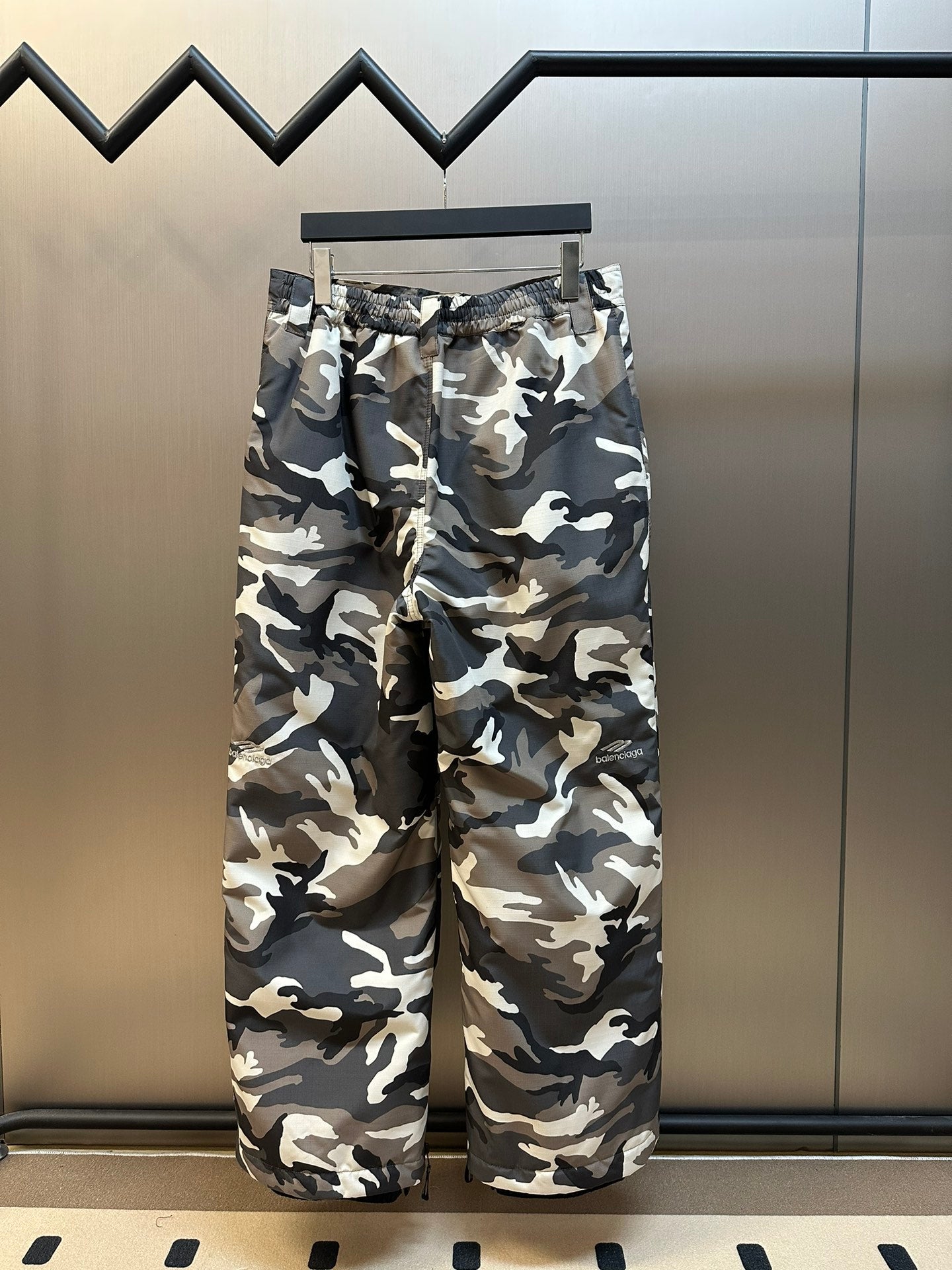 LuxluxHouse Best Quality Clothes Balenciaga Pants
