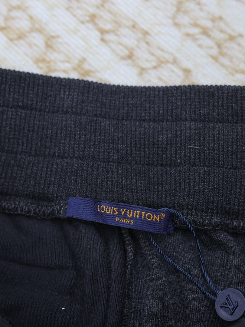 LuxluxHouse Best Quality Clothes Pants Coats & Jackets Louis Vuitton