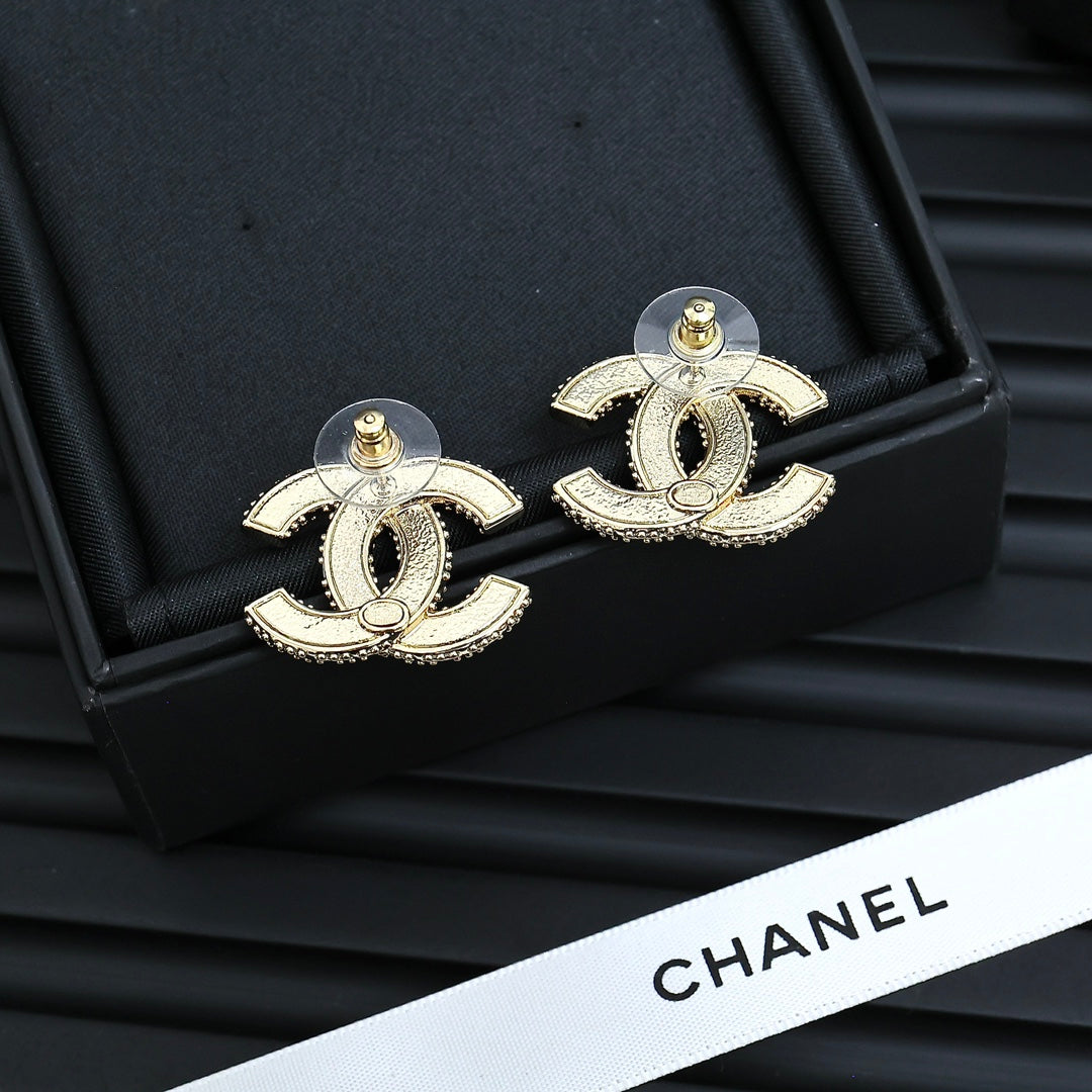 LuxluxHouse Best Quality Accessories Chanel Earrings