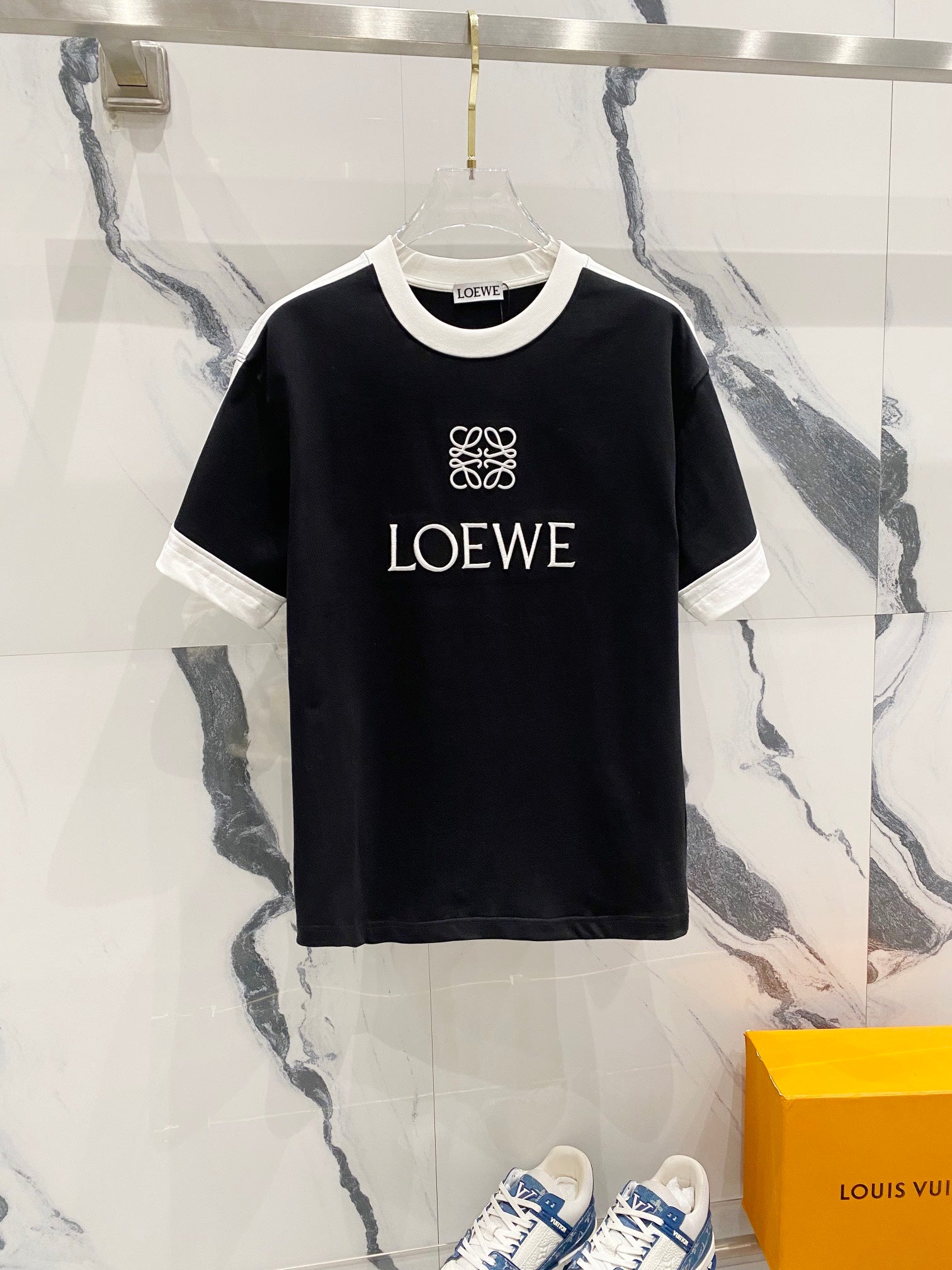 LuxluxHouse Best Quality Clothes T-shirt Loewe