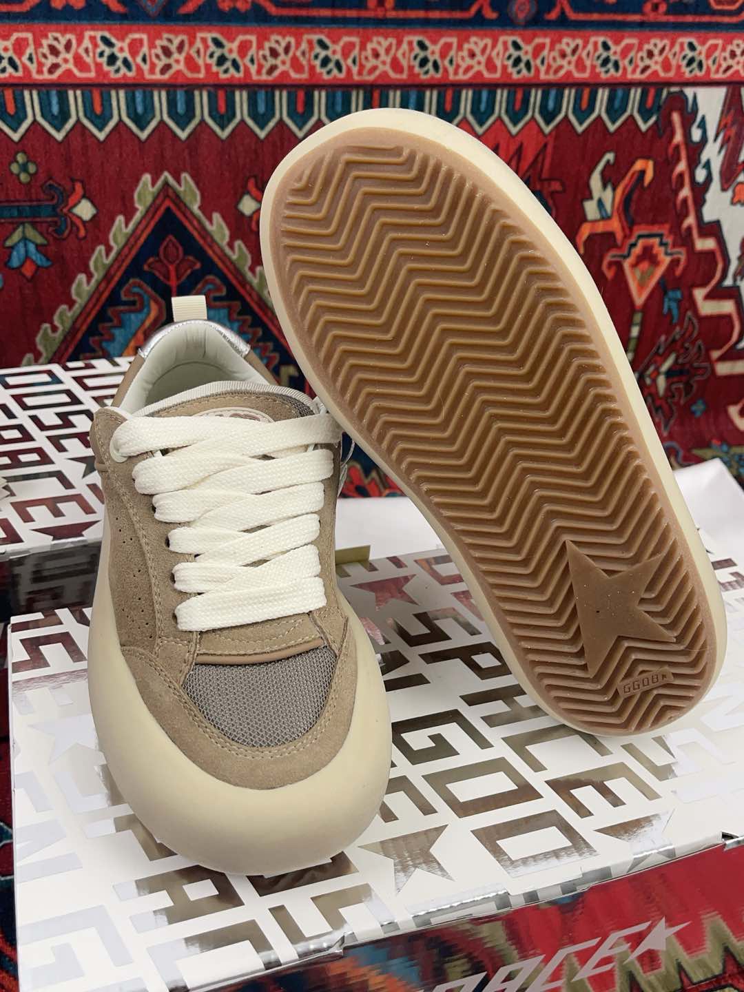 LuxluxHouse Best Quality Shoes Golden Goose