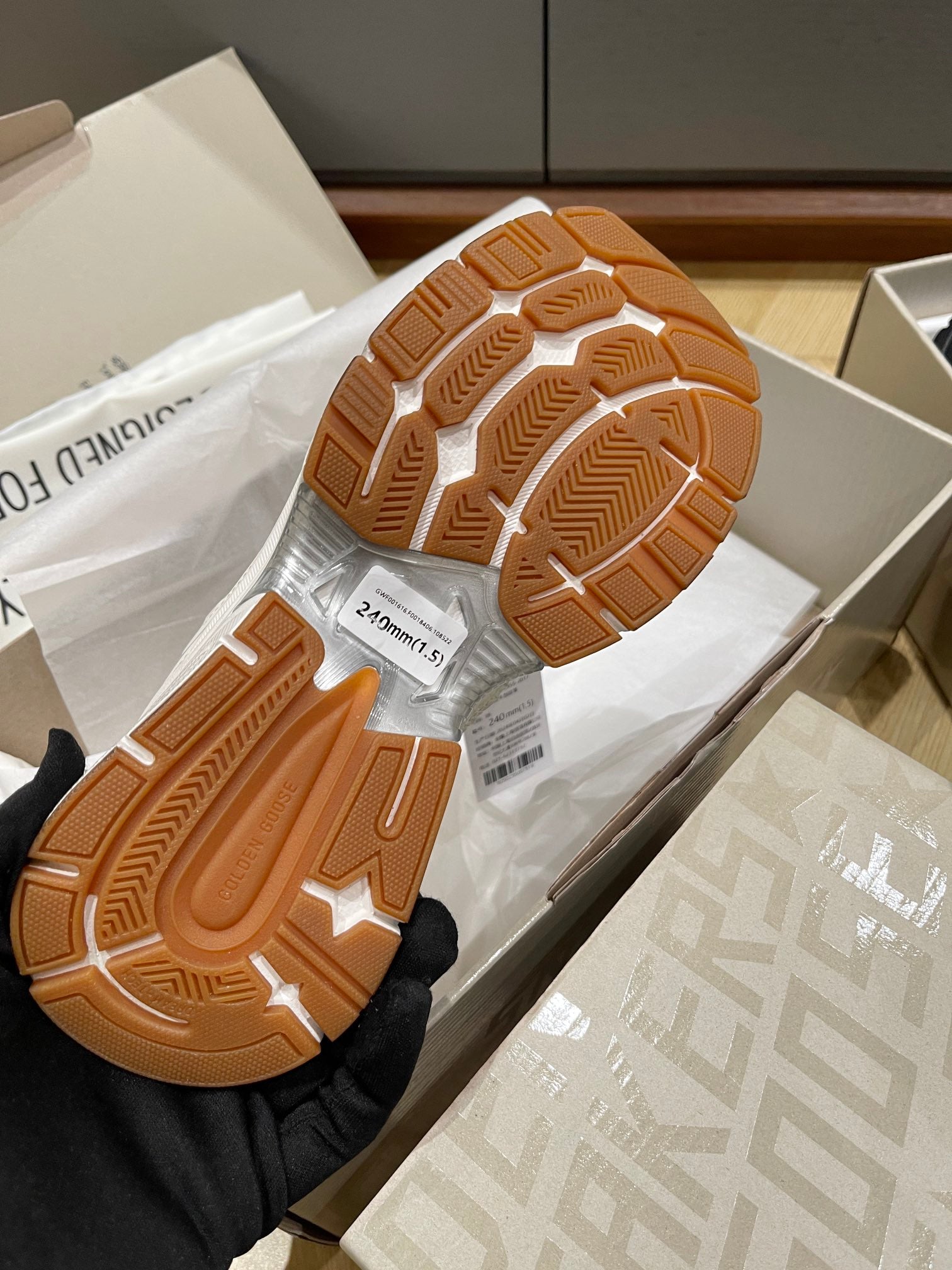 LuxluxHouse Best Quality Shoes Golden Goose