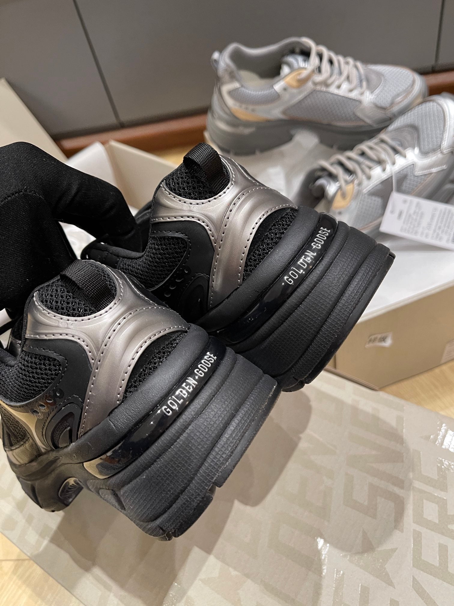 LuxluxHouse Best Quality Shoes Golden Goose