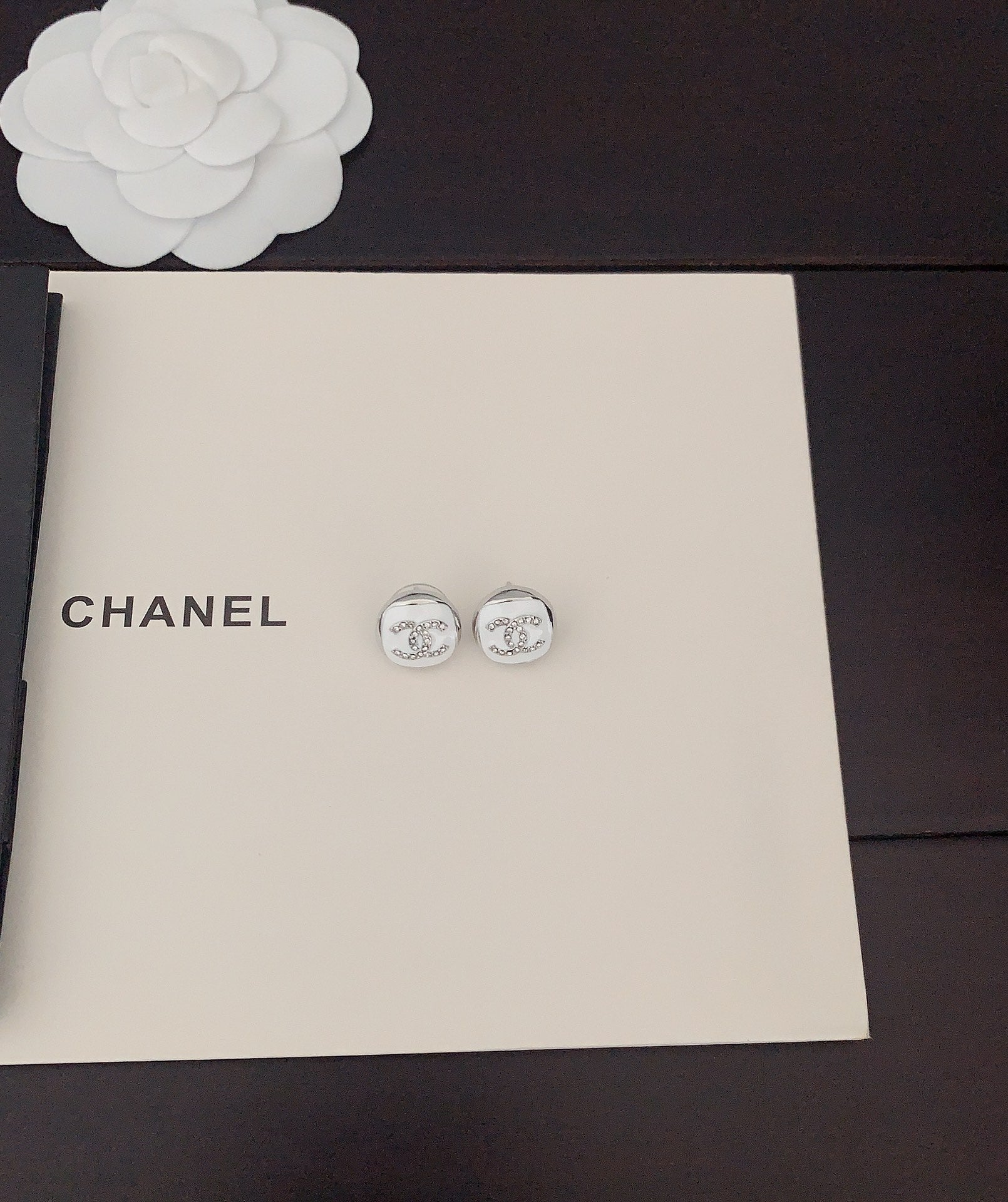 LuxluxHouse Best Quality Accessories Chanel
