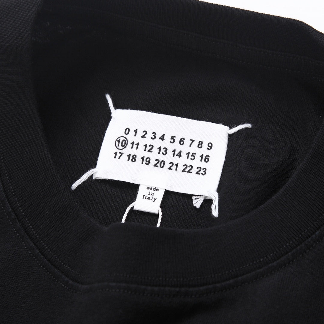 LuxluxHouse Best Quality Clothes T-shirt Chanel & Maison Margiela