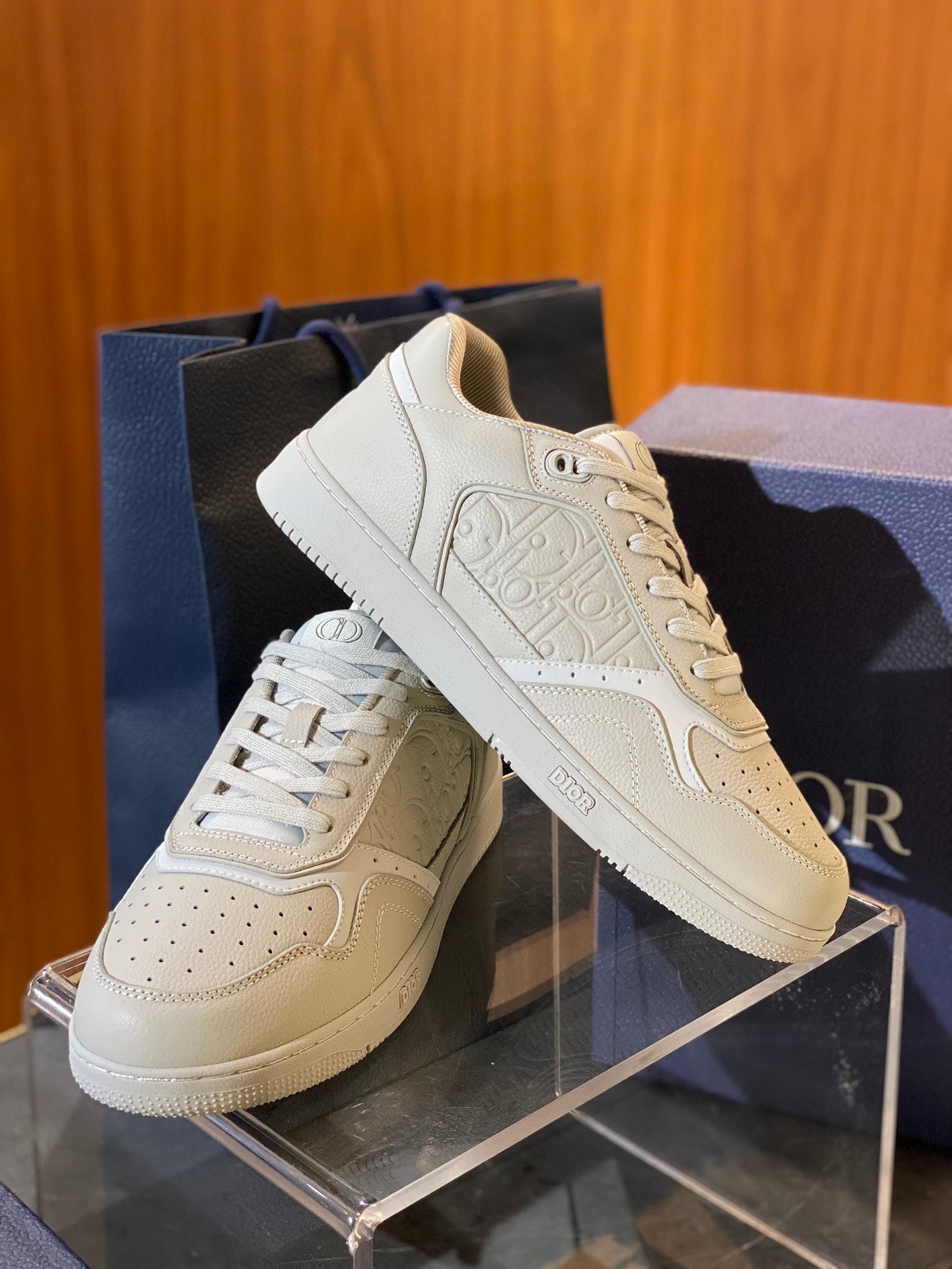 LuxluxHouse Best Quality Shoes Dior