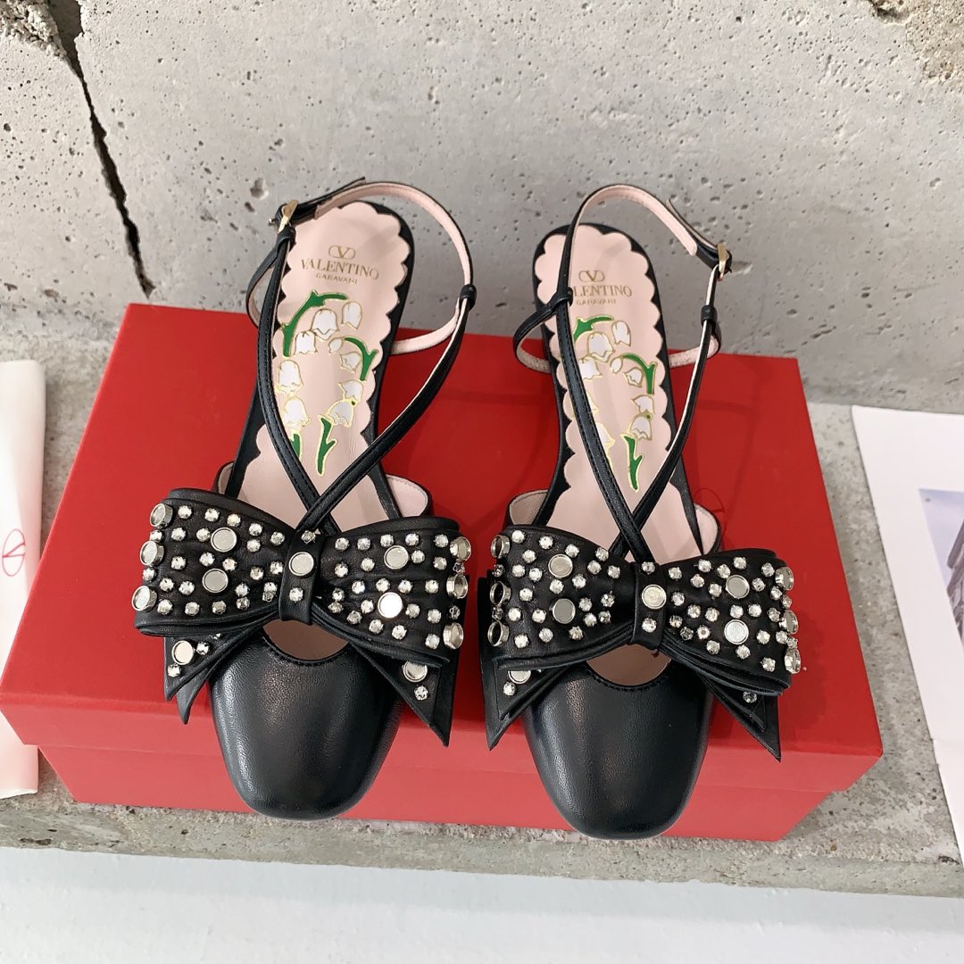 LuxluxHouse Best Quality Valentino Women Shoes