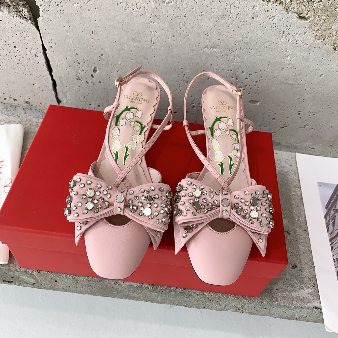 LuxluxHouse Best Quality Valentino Women Shoes