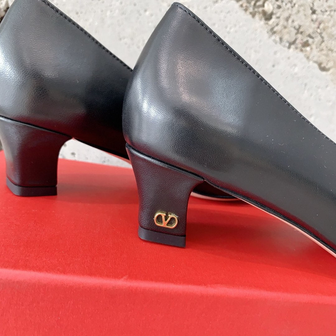 LuxluxHouse Best Quality Valentino Women Shoes