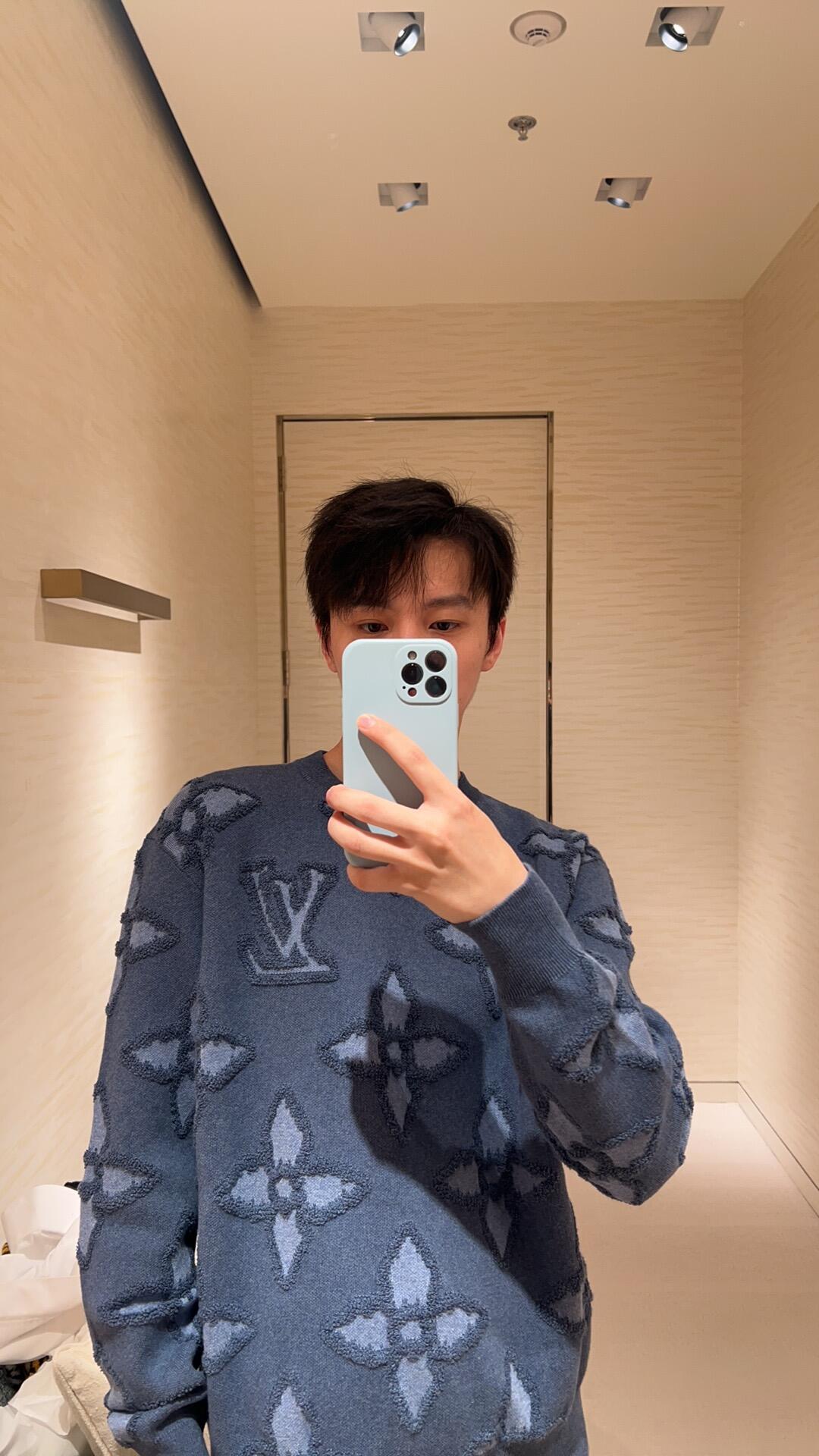 LuxluxHouse Best Quality Clothes Hoodie & Sweater Louis Vuitton
