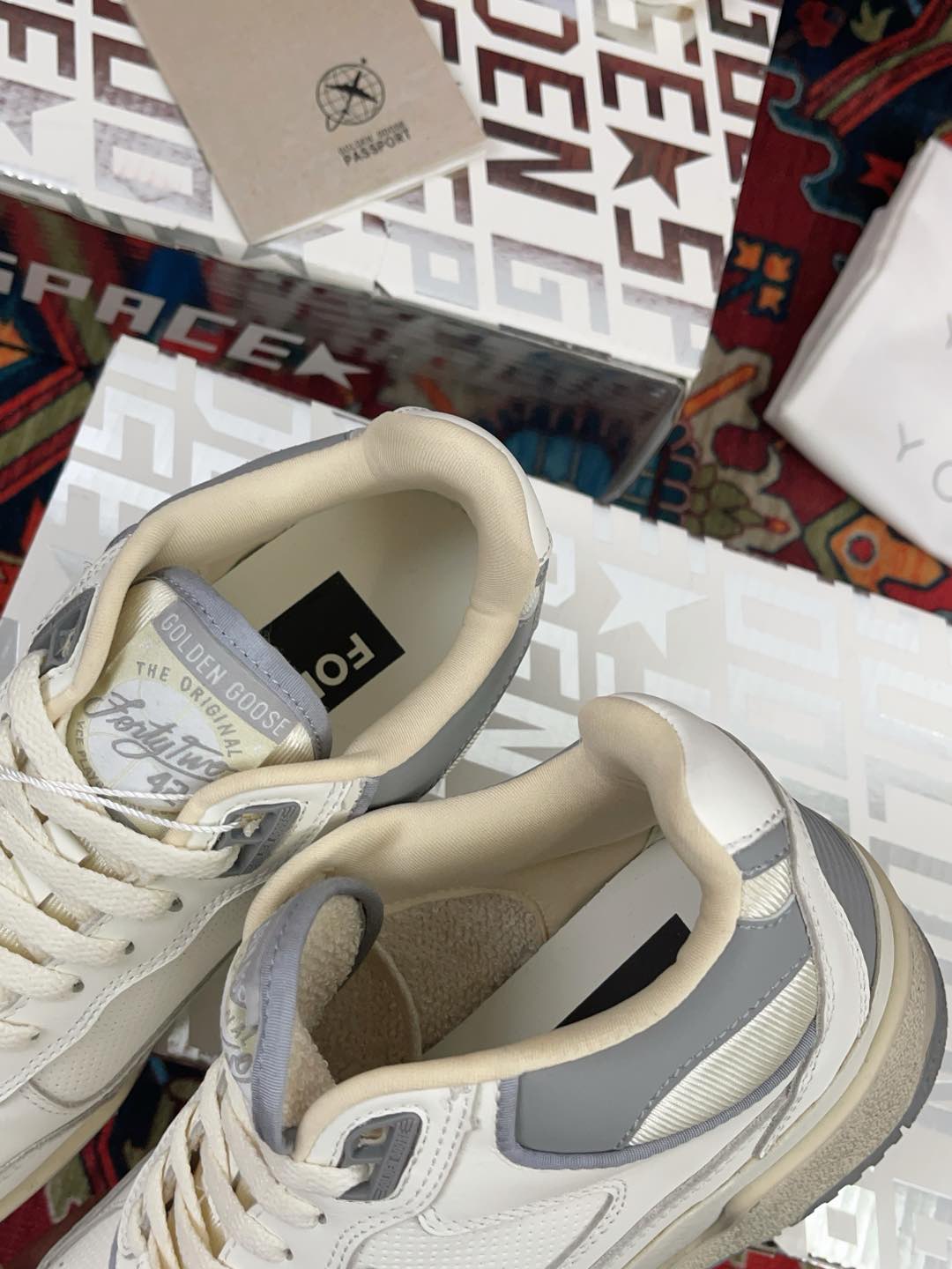 LuxluxHouse Best Quality Shoes Golden Goose