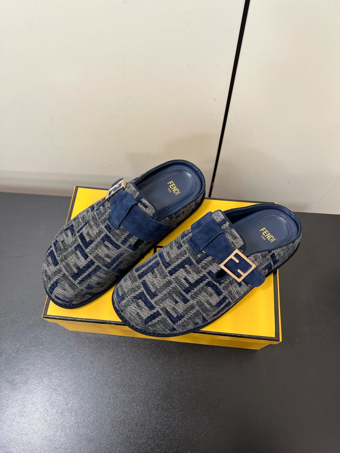 LuxluxHouse Best Quality Fendi Women Shoes