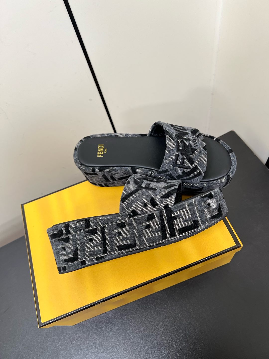 LuxluxHouse Best Quality Fendi Women Shoes