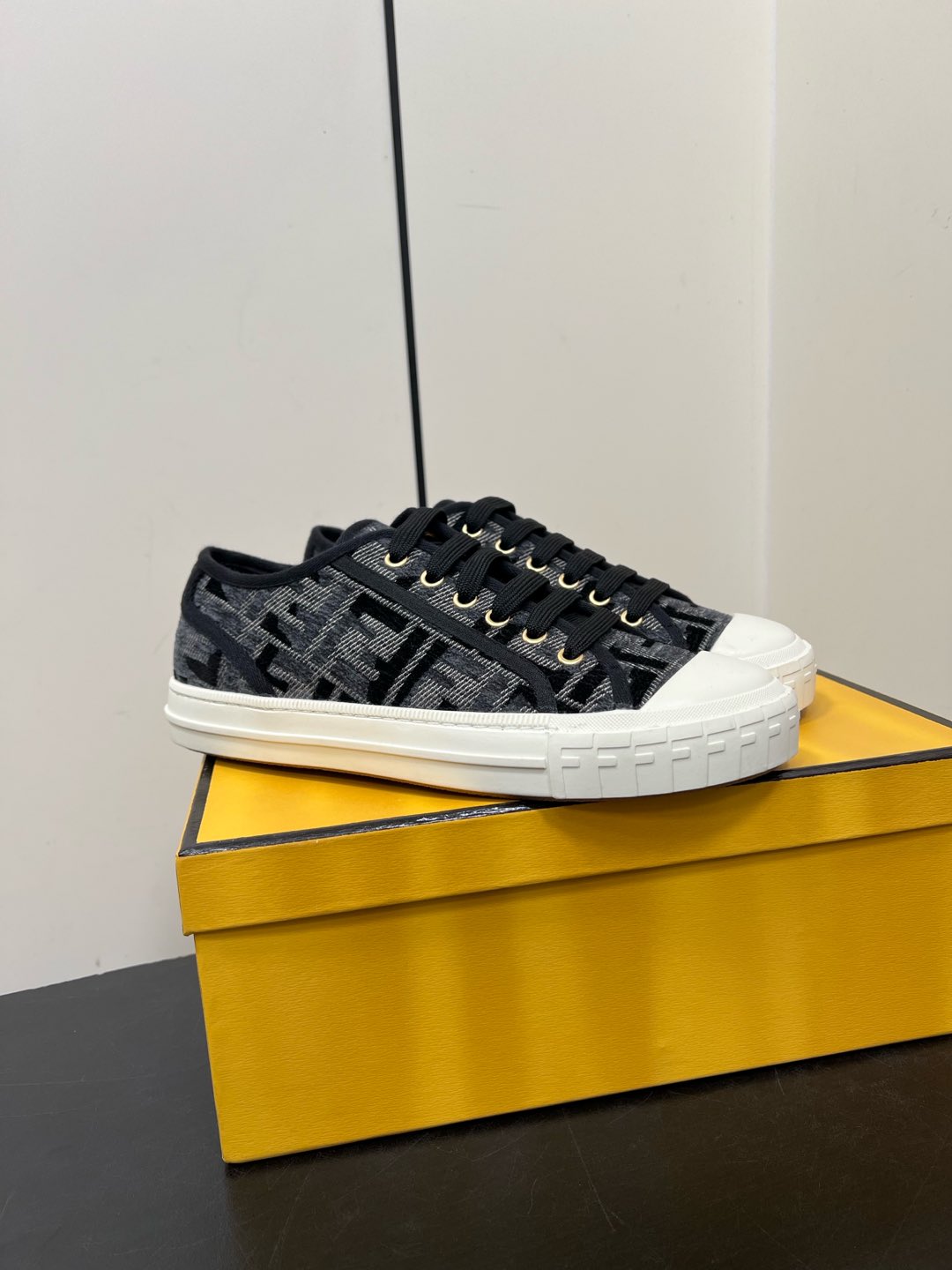 LuxluxHouse Best Quality Fendi Women Shoes