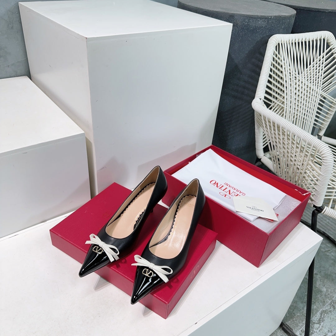 LuxluxHouse Best Quality Valentino Women Shoes