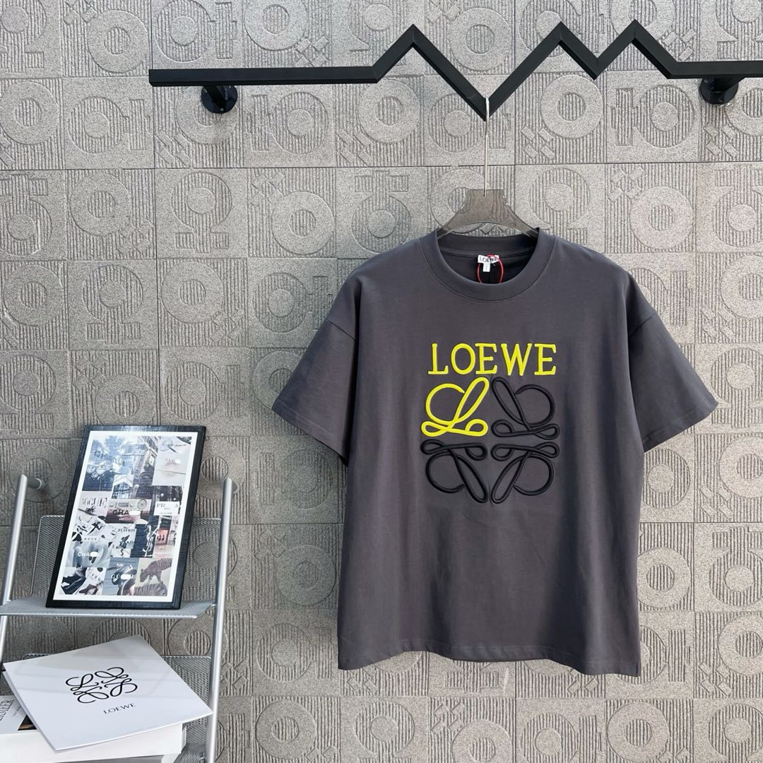 LuxluxHouse Best Quality Clothes T-shirt Loewe