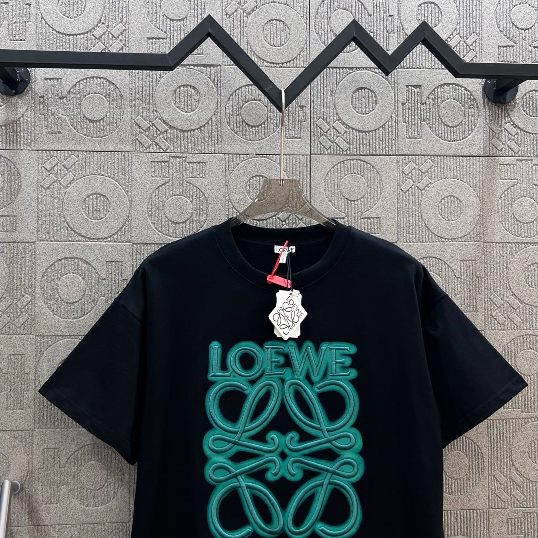 LuxluxHouse Best Quality Clothes T-shirt Loewe