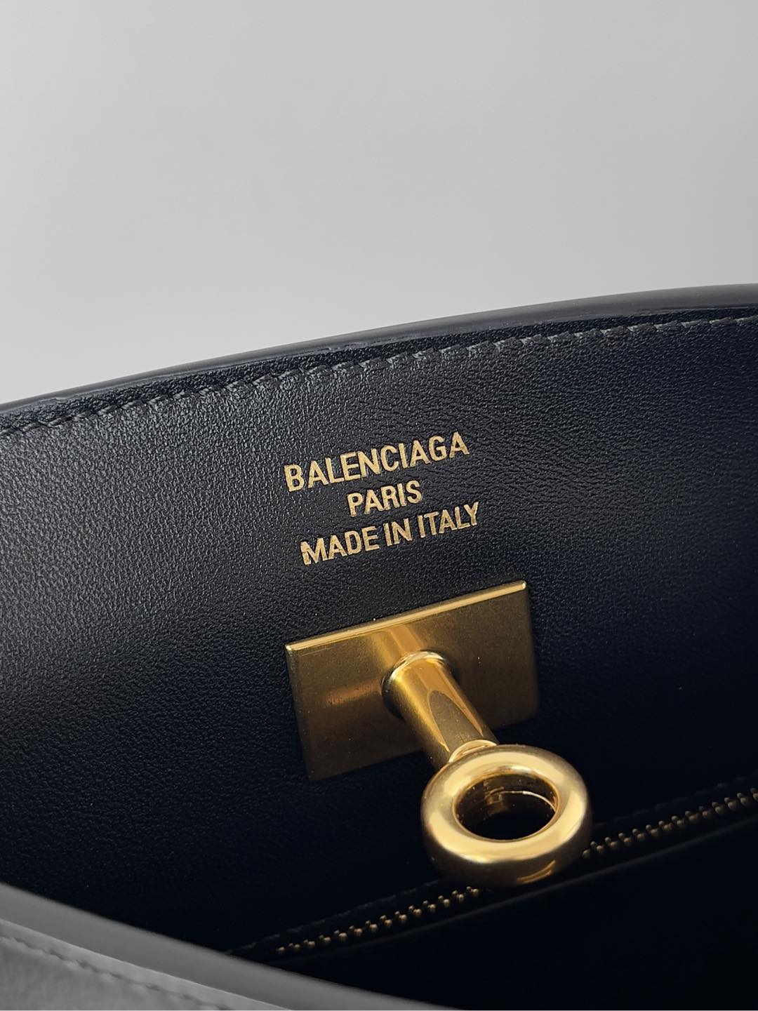 LuxluxHouse Best Quality Bags Balenciaga