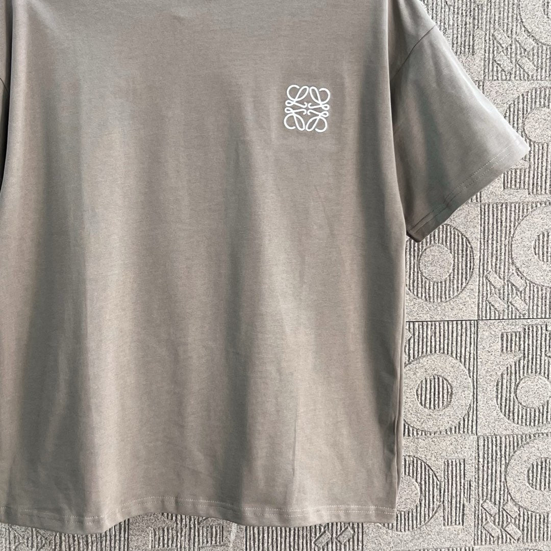 LuxluxHouse Best Quality Clothes T-shirt Loewe