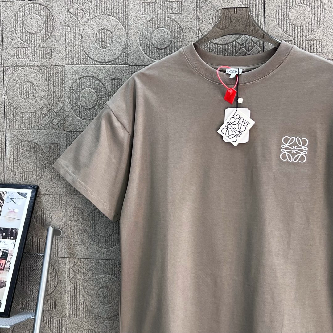LuxluxHouse Best Quality Clothes T-shirt Loewe