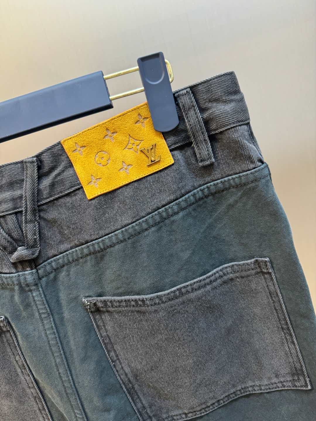 LuxluxHouse Best Quality Clothes Pants Louis Vuitton