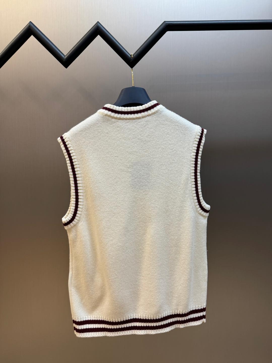 LuxluxHouse Best Quality Clothes Coats & Jackets Hoodie & Sweater Louis Vuitton