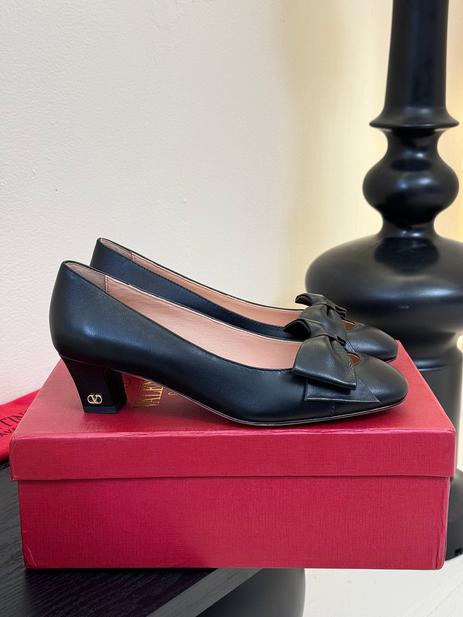 LuxluxHouse Best Quality Valentino Women Shoes